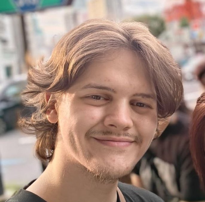 Desmond Bradford headshot